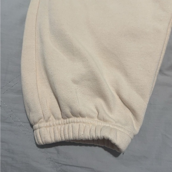 Crème Colored “Athlétisme” Cuffed Sweatpants, Size Small, from Nasty Gal - Picture 5 of 5